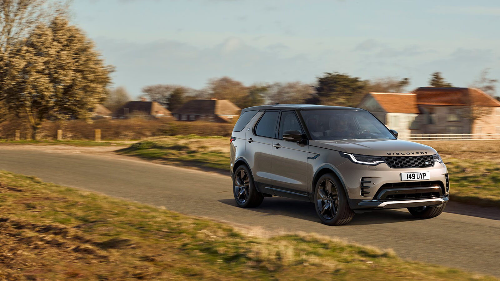 THE NEW LAND ROVER DISCOVERY